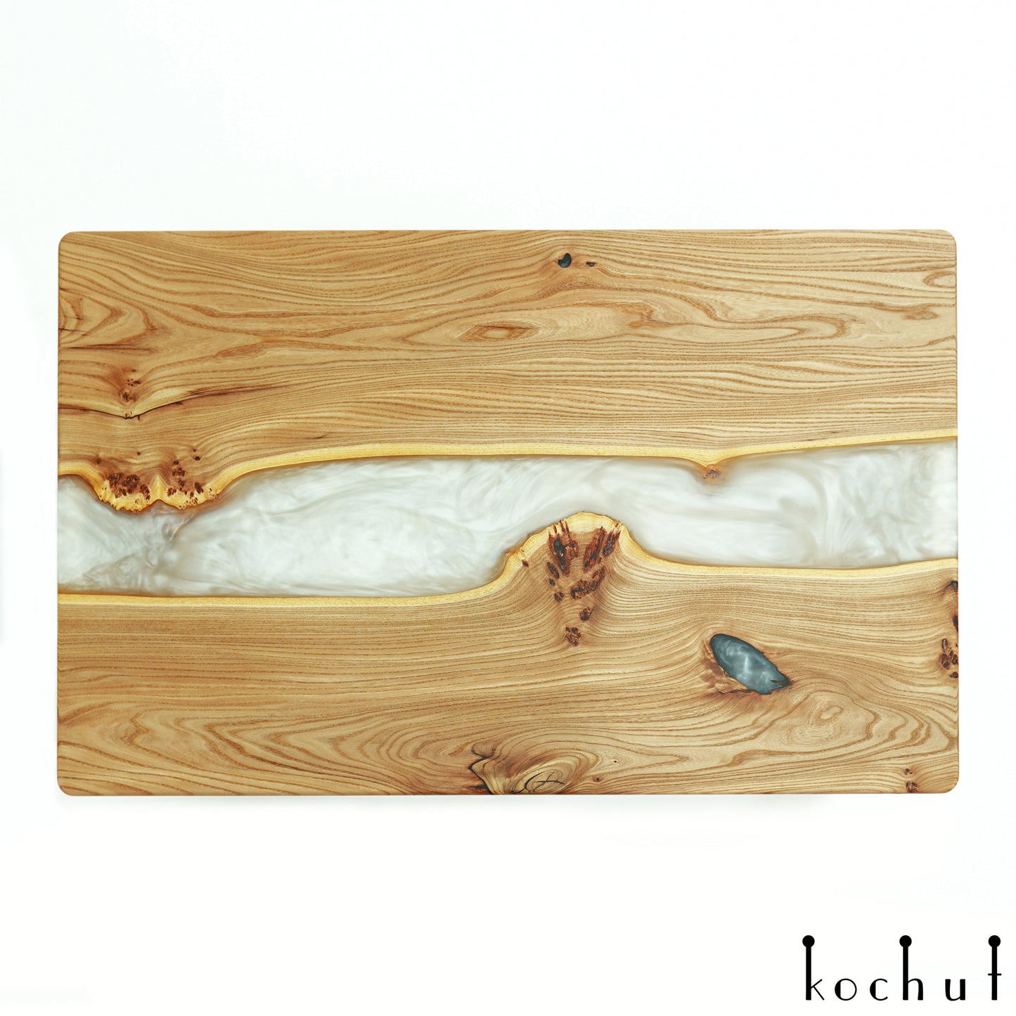 Platinfluss — Couchtisch aus Holz und Epoxidharz