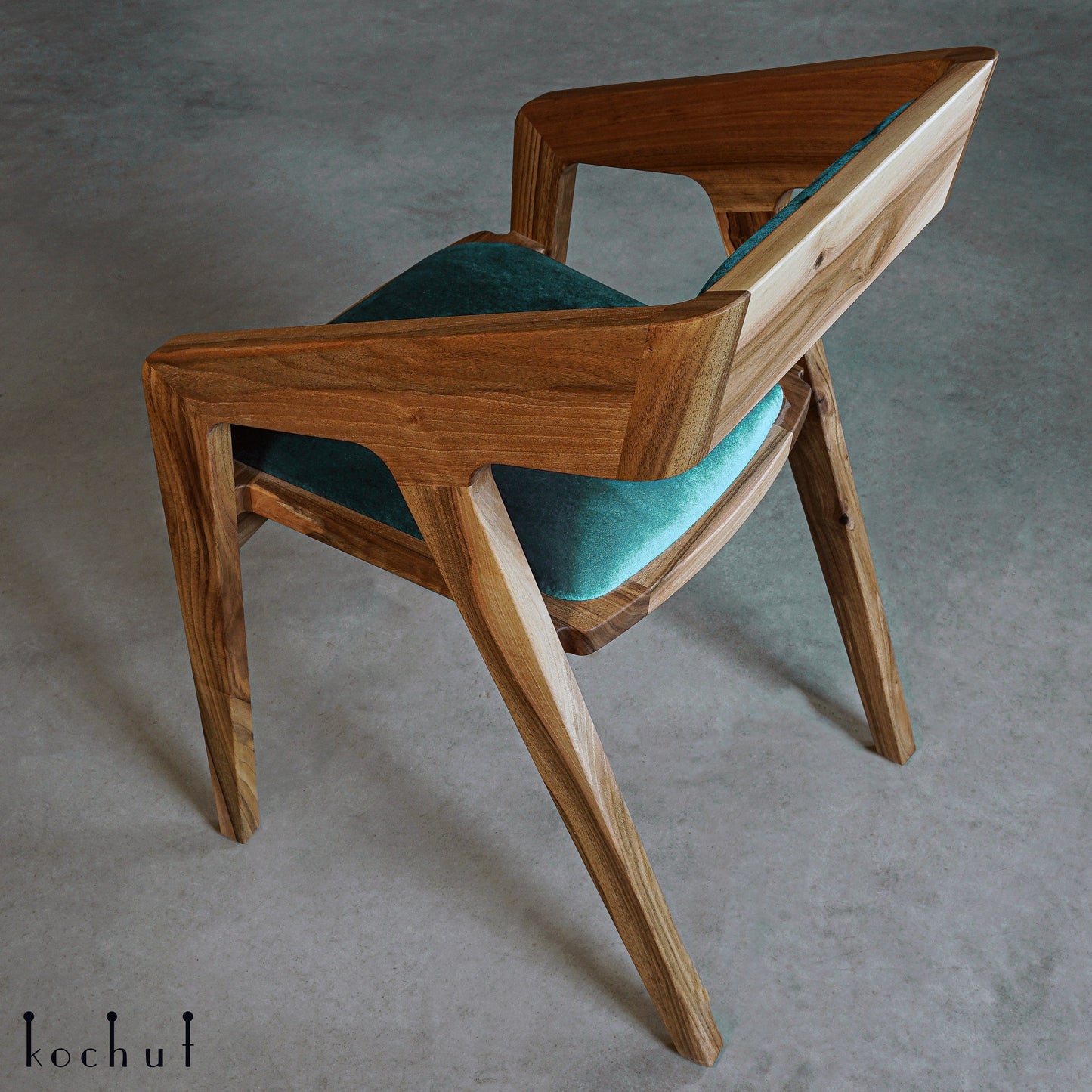 Antaeus — Stuhl