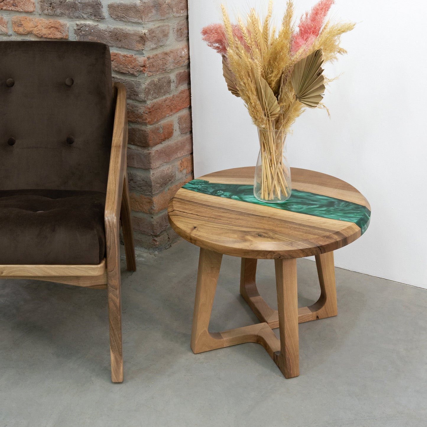 Emerald — Holz- und Epoxidharz-Couchtisch