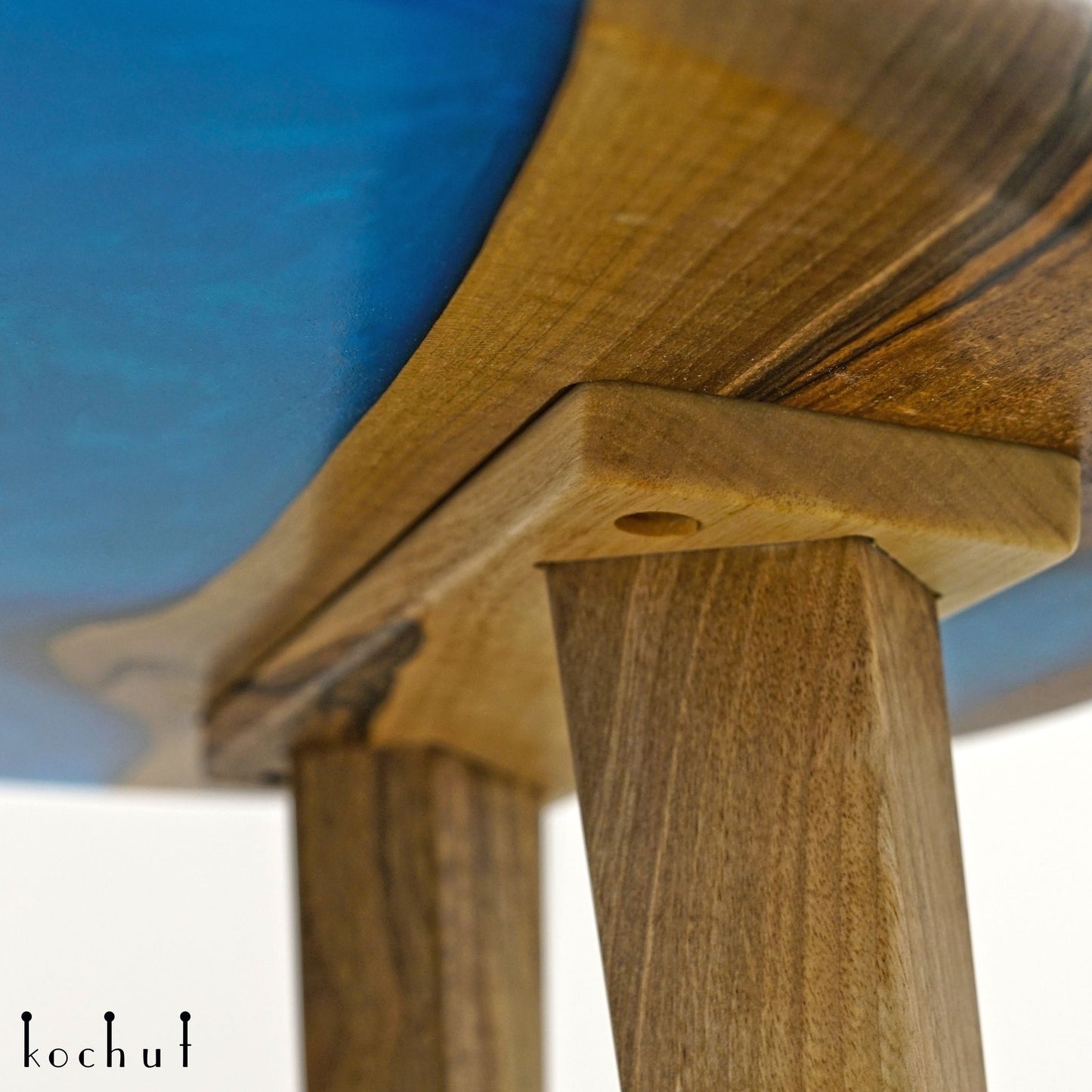 Saphir — Couchtisch