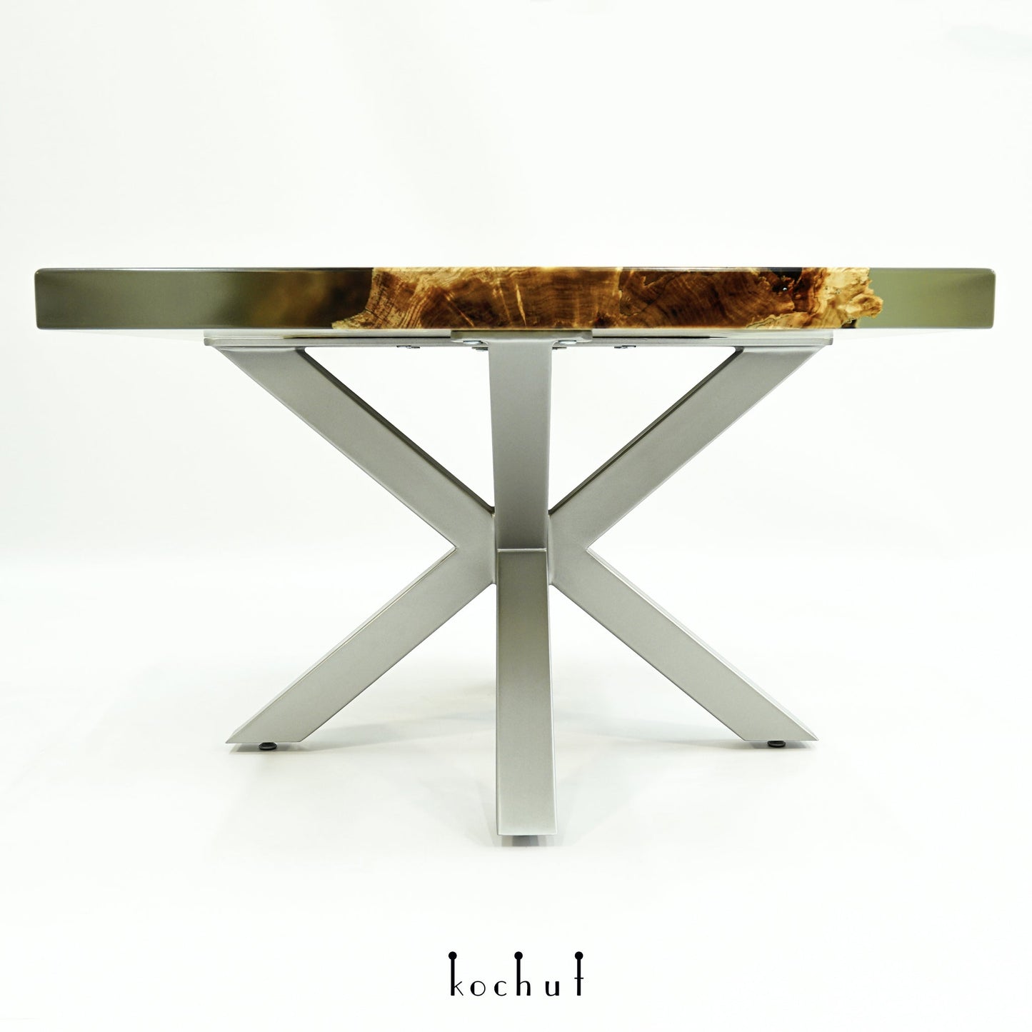 Soulwood — Holz- und Epoxidharz-Couchtisch