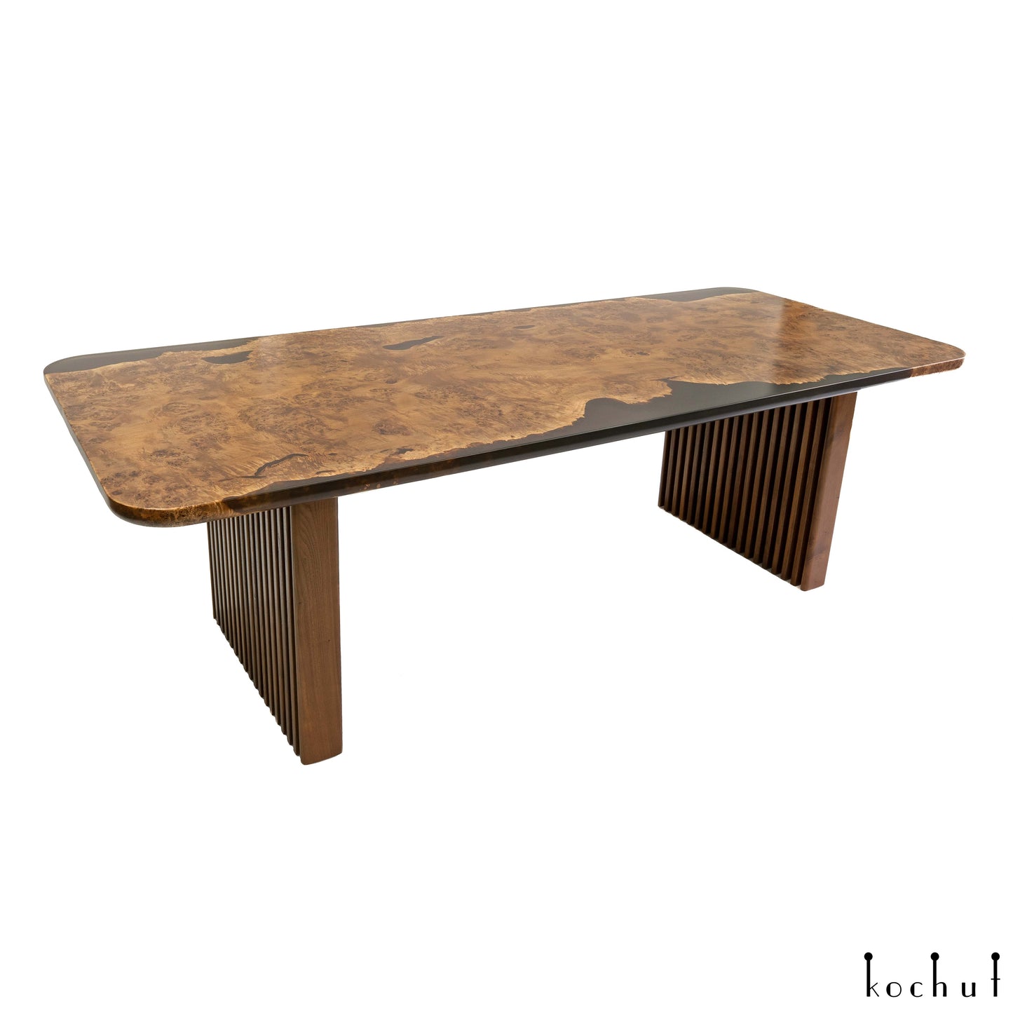 Arabica — Esstisch aus Holz und Epoxidharz