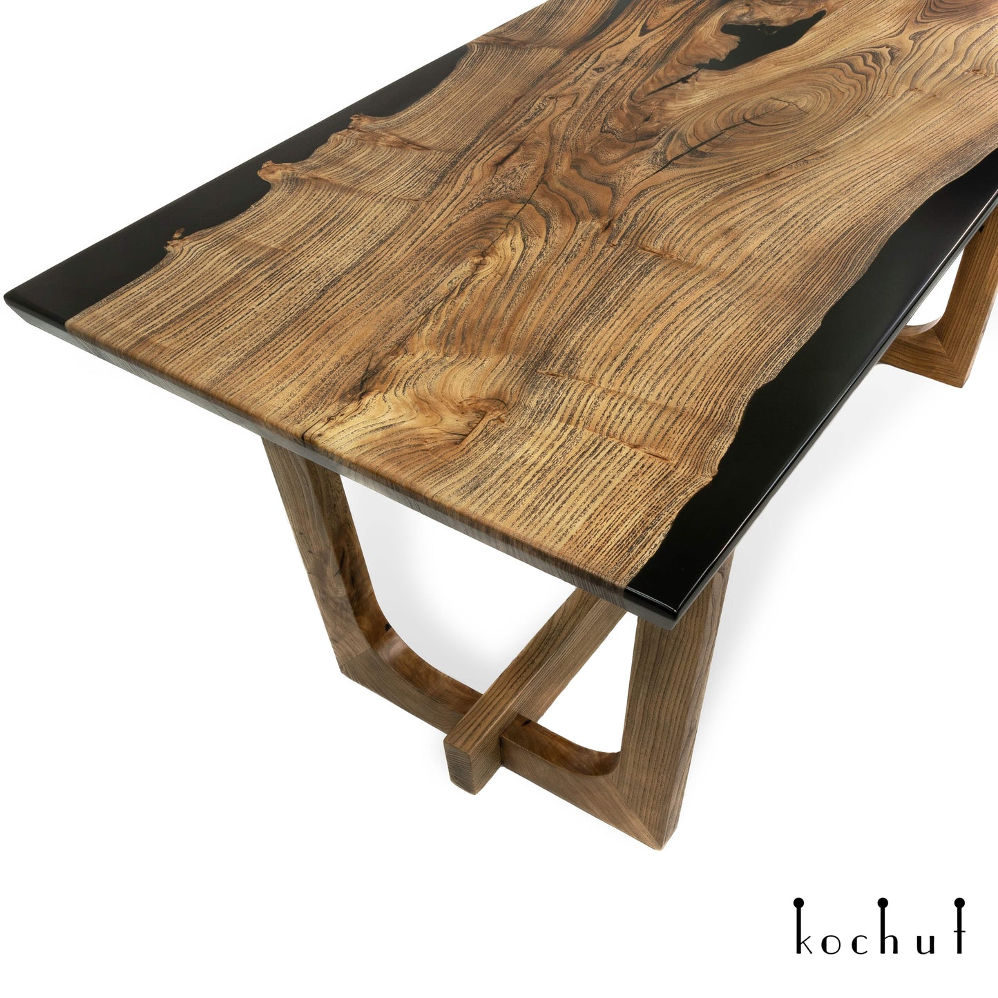 Monsoon — Esstisch aus Holz und Epoxidharz