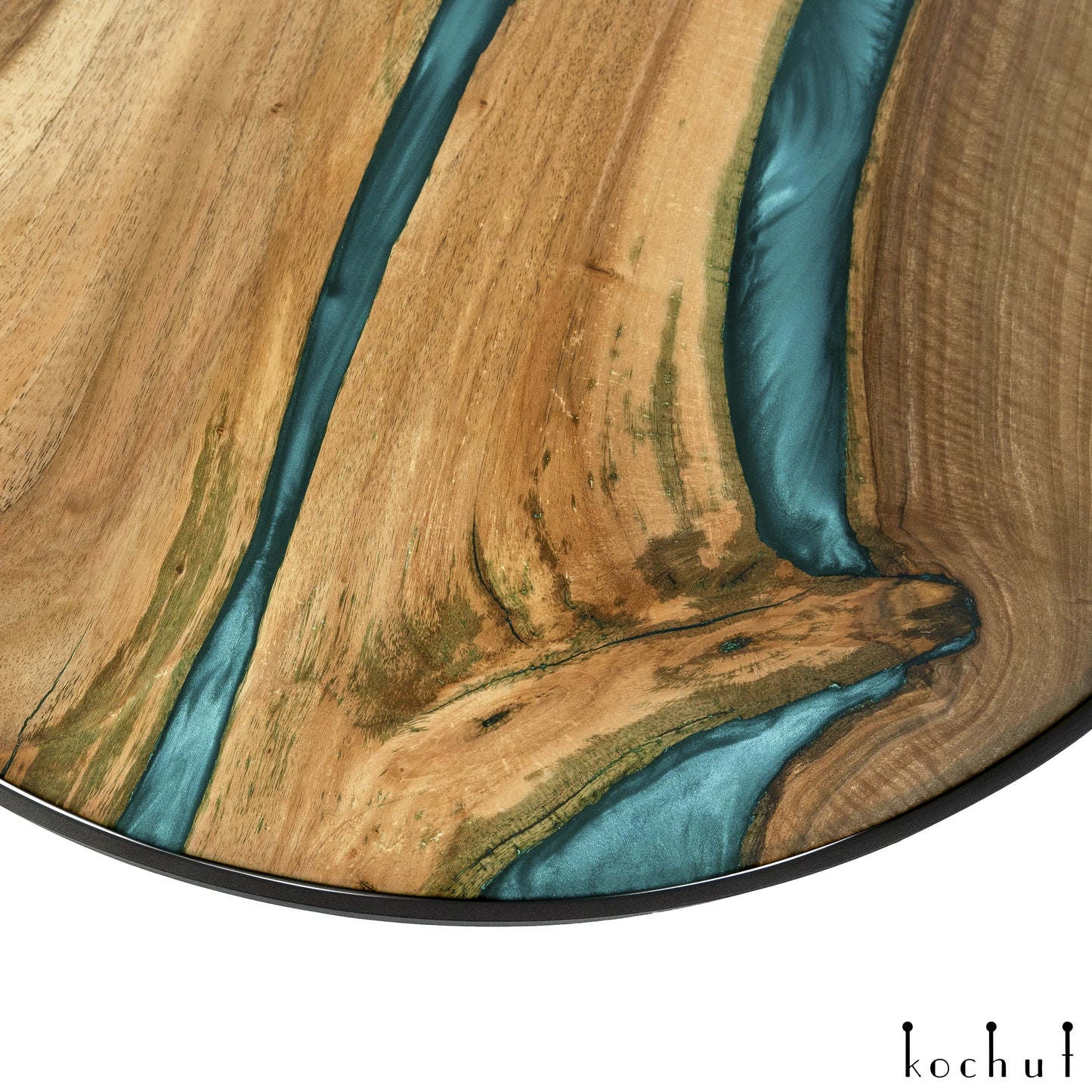Kalerius — Holz- und Epoxidharz-Couchtisch