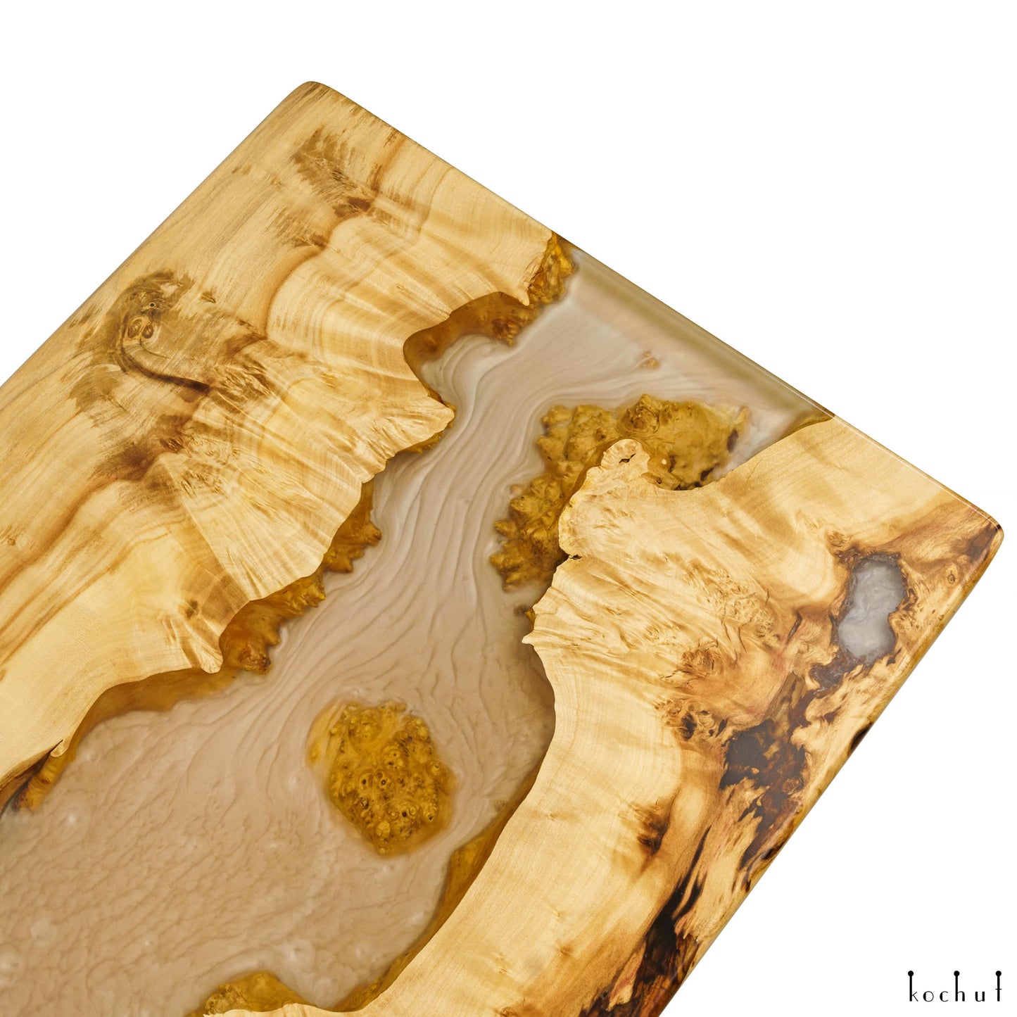 Weiße Perle — Holz- und Epoxidharz-Couchtisch