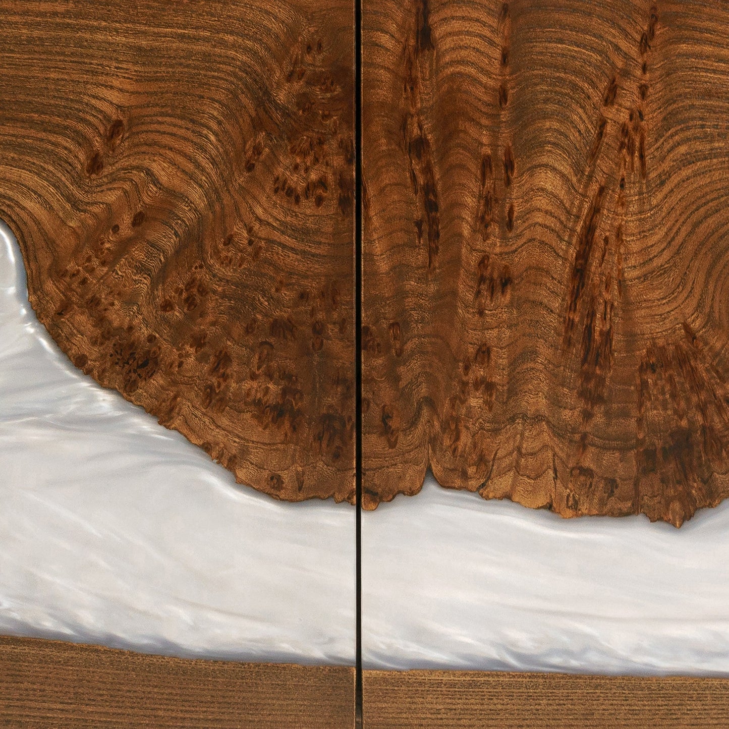 Twist — Schrank