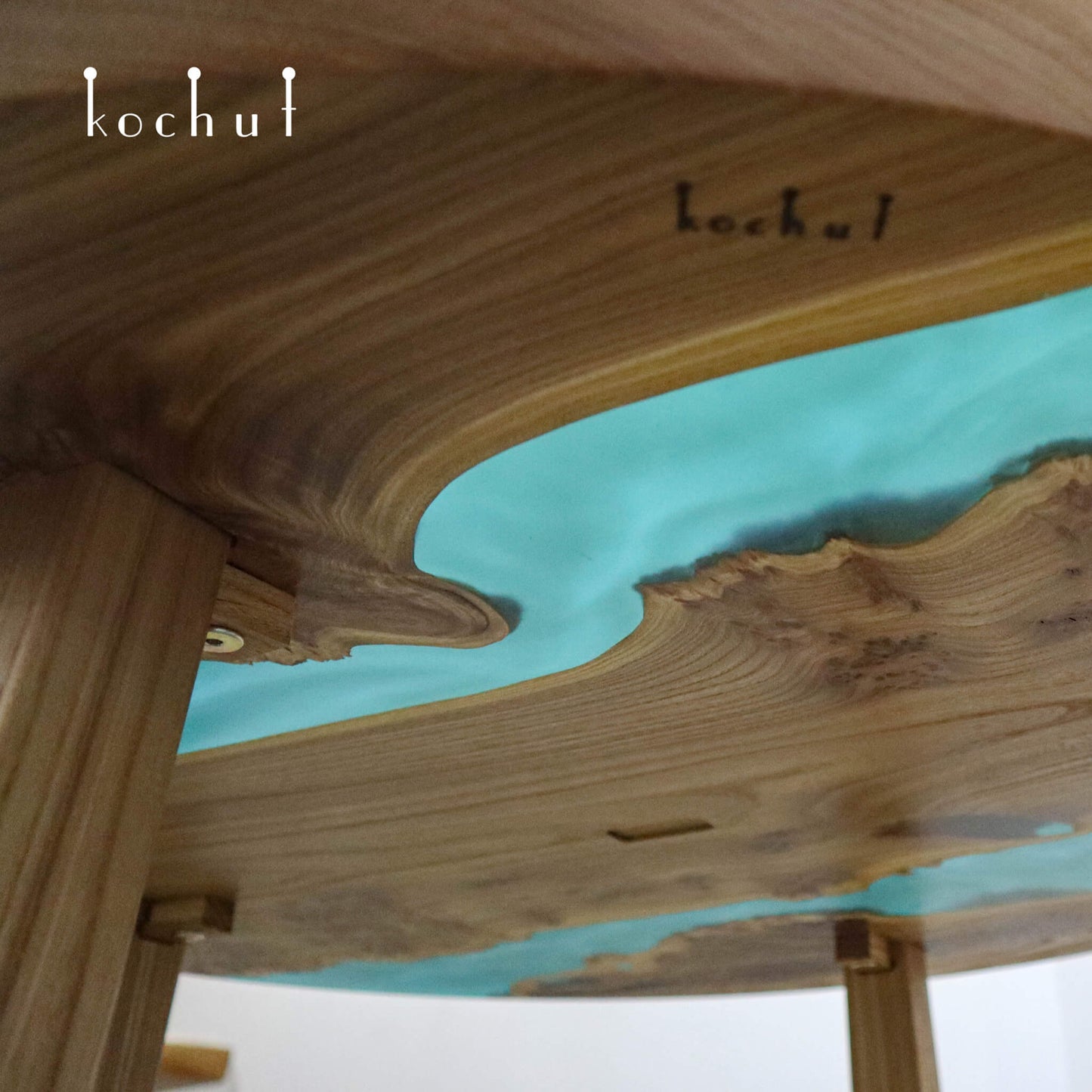 Zwei Horizonte. Saphirsonne — Couchtisch