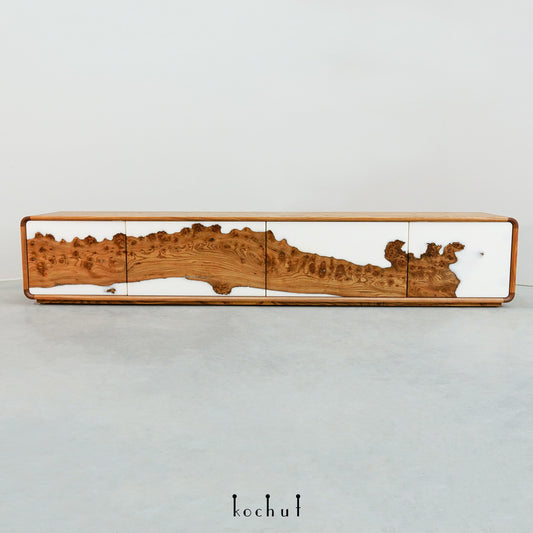 Amelia – Kommode aus Holz und Epoxidharz