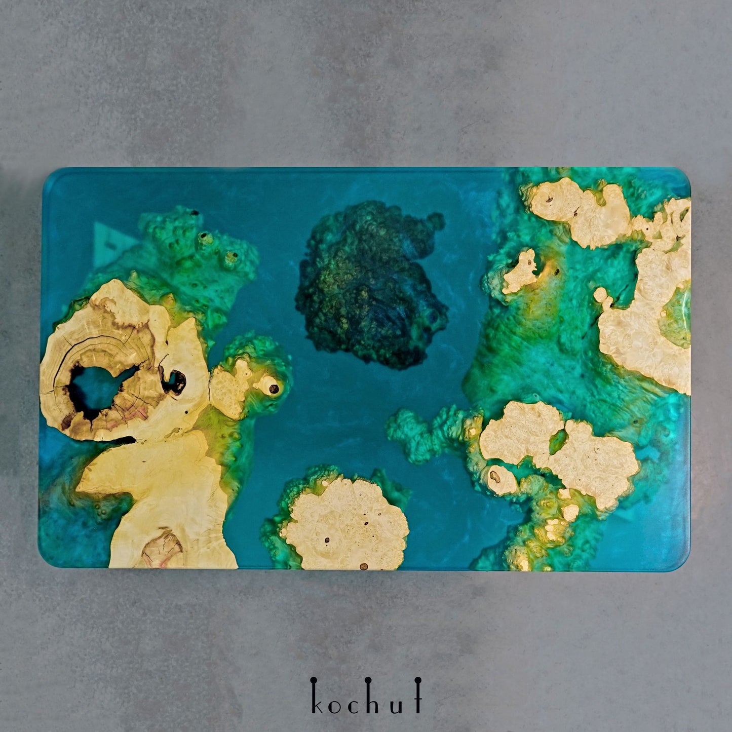 Hawaii – Couchtisch aus Holz und Epoxidharz