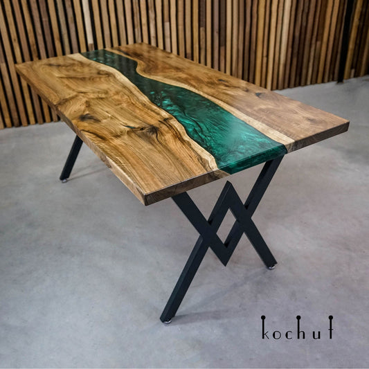 Greenwich Plattformen — Esstisch aus Holz und Epoxidharz