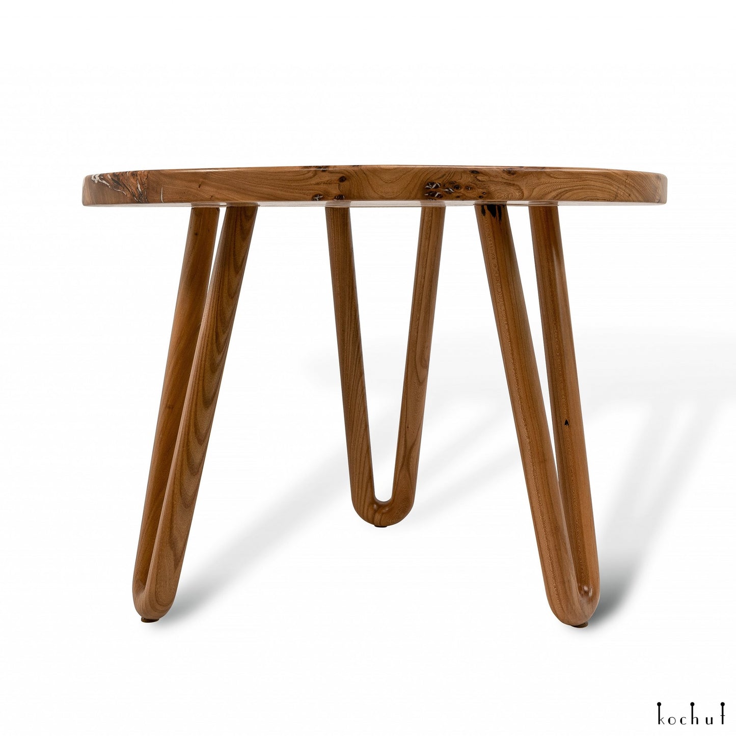 Schnee in der Wüste – Couchtisch aus Holz und Epoxidharz