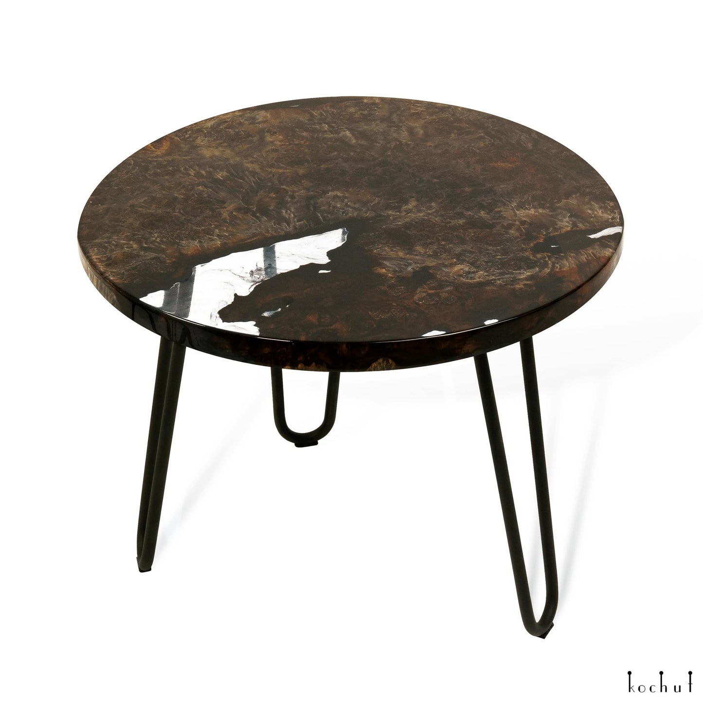 Molfaria – Couchtisch aus Holz und Epoxidharz