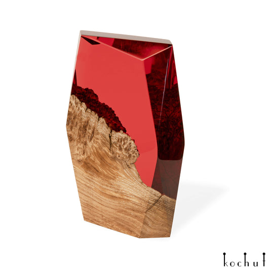Kristall-Element. Feuer — dekorativer Kristall