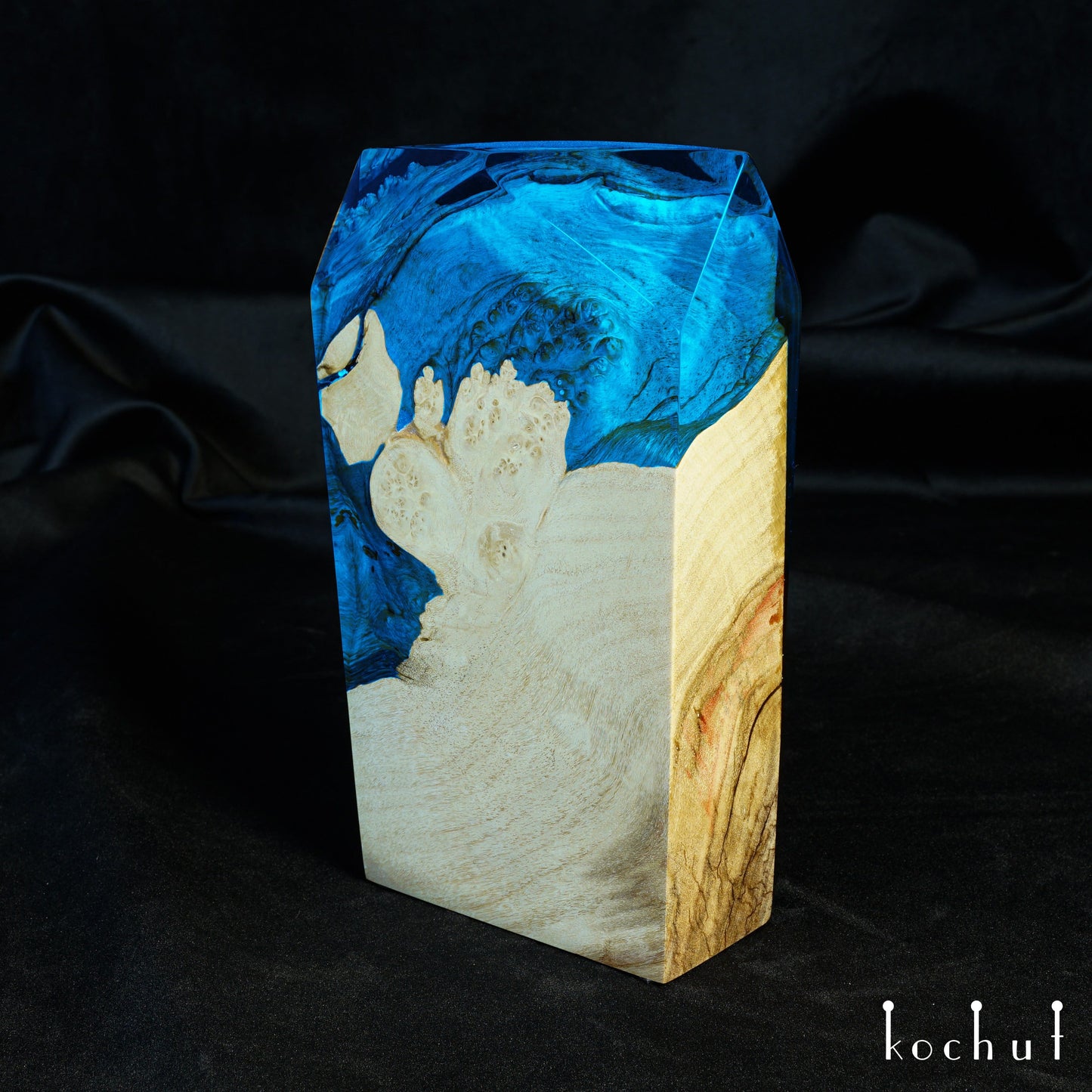 Element. Wasser — dekorativer Kristall