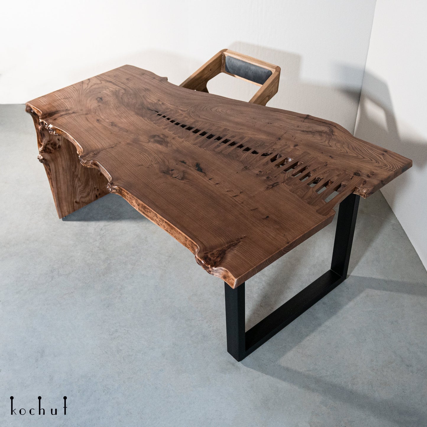 Congur — Holz- Bürotisch