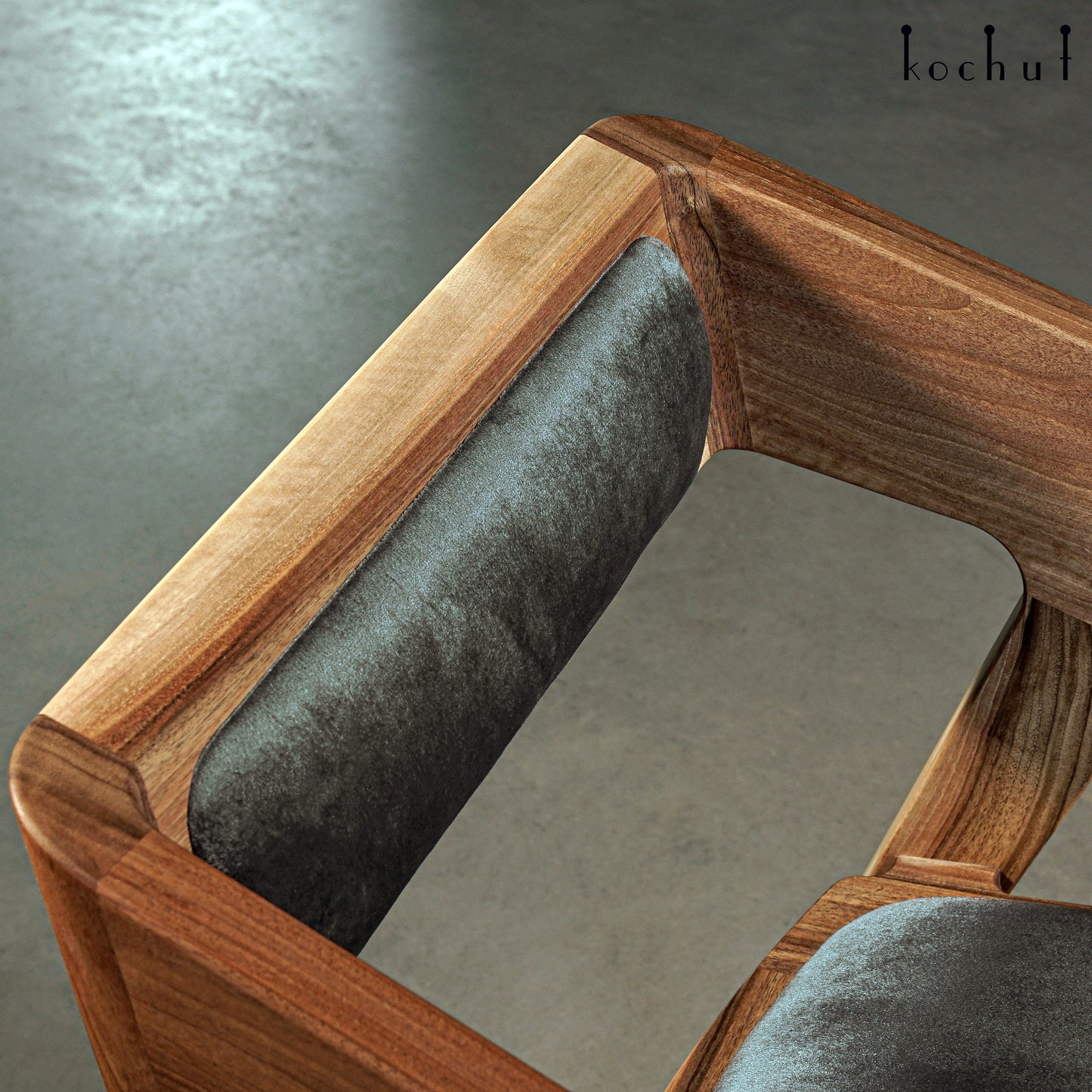 Antaeus — Stuhl