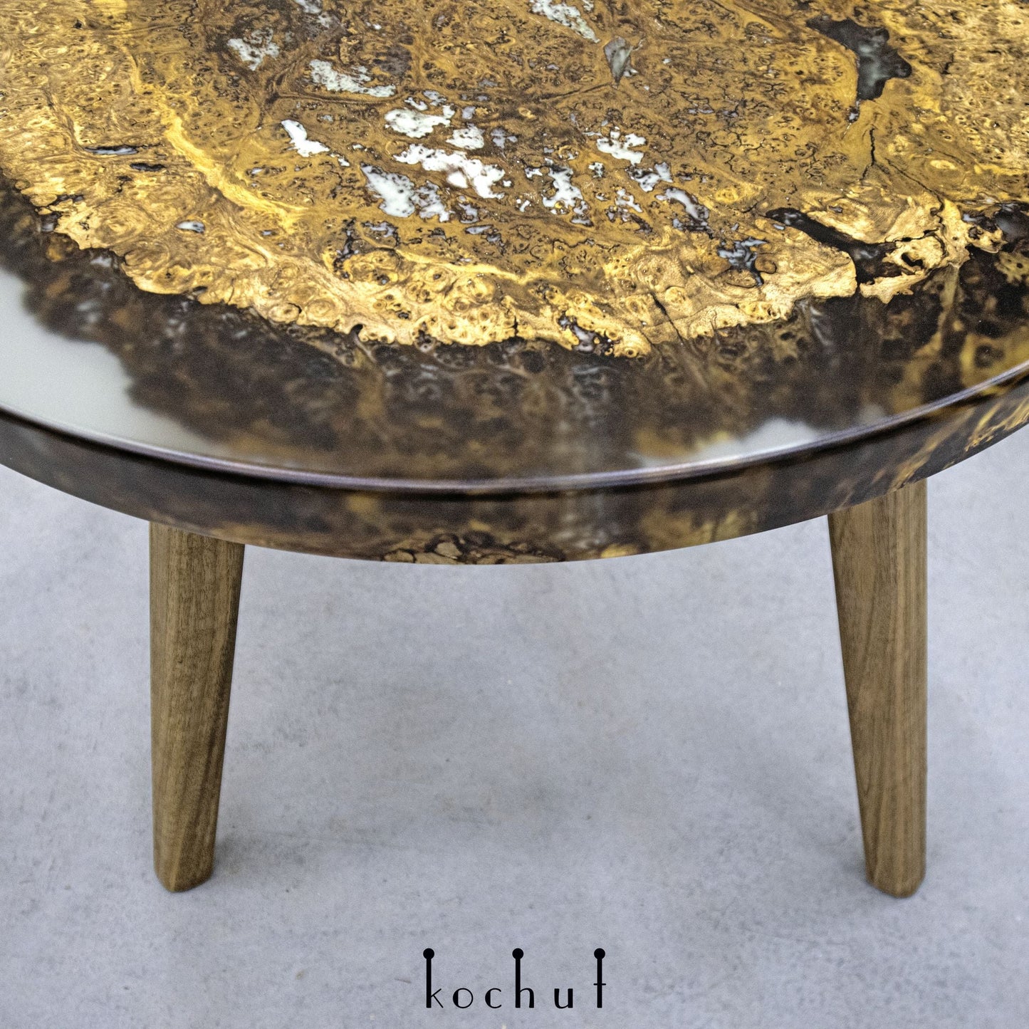 Aurelia — Beistelltisch