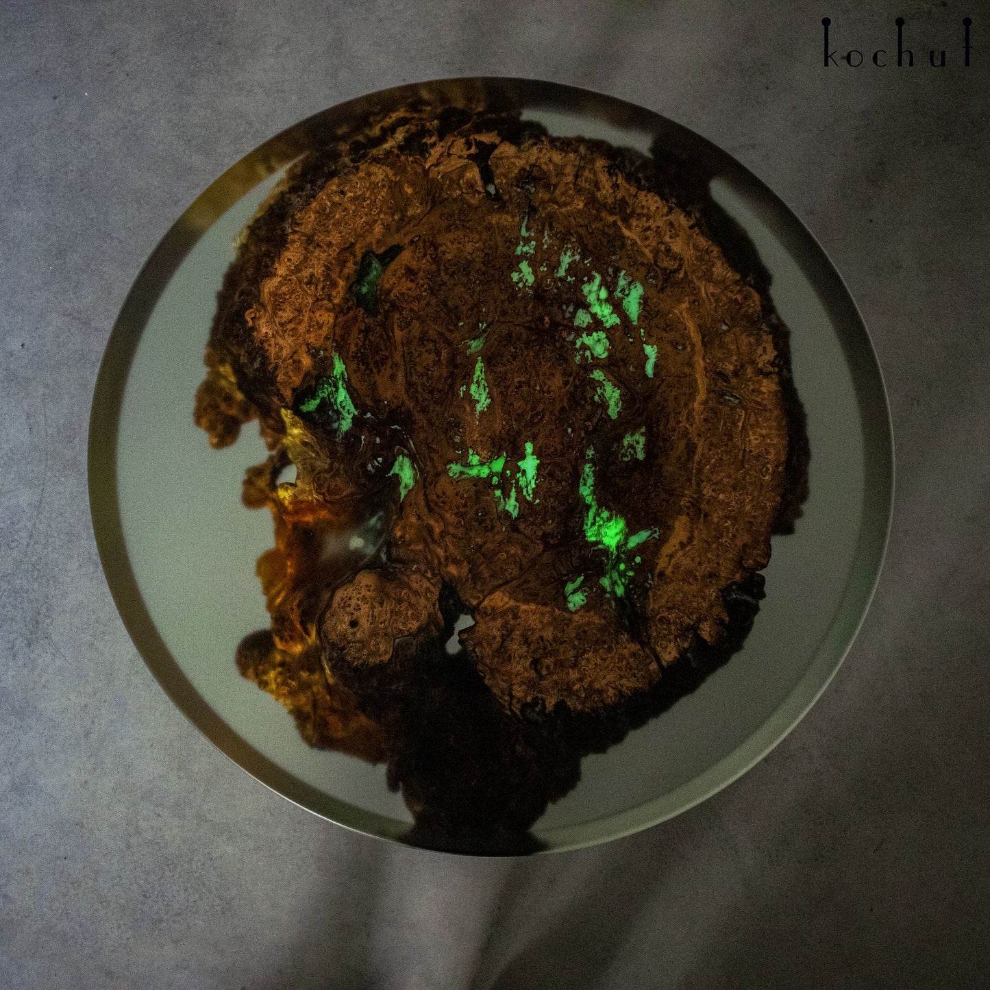 Aurelia — Beistelltisch