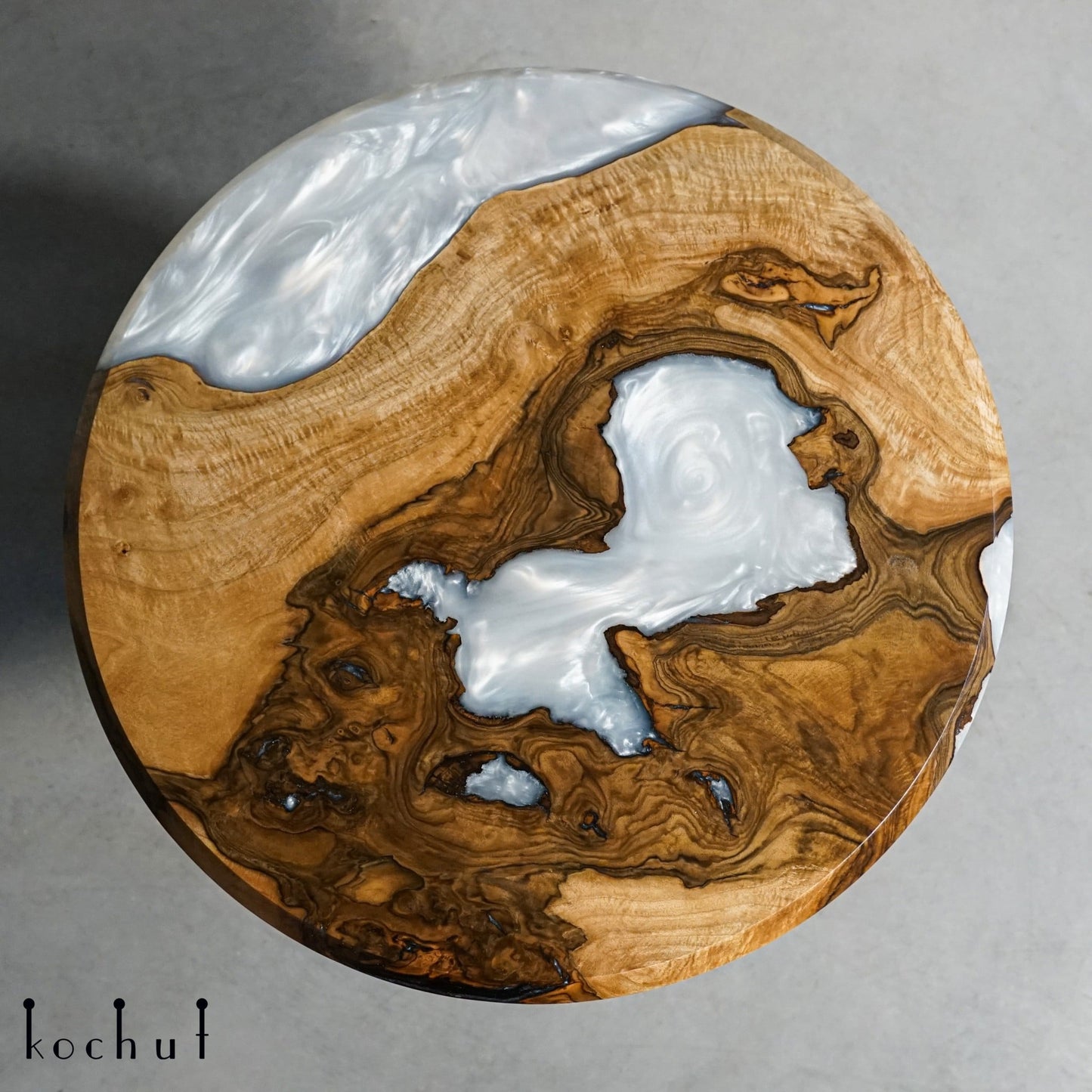 Platin — Couchtisch