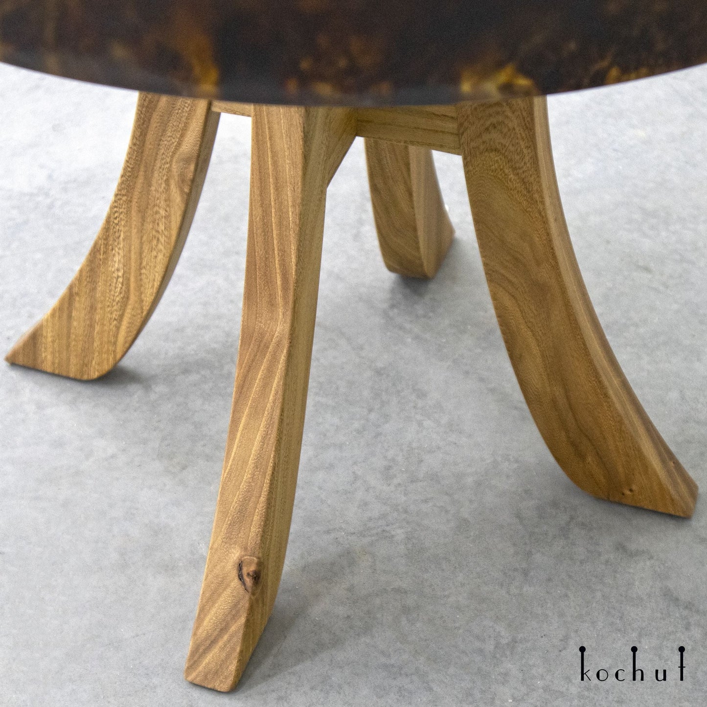 Honshu — Couchtisch