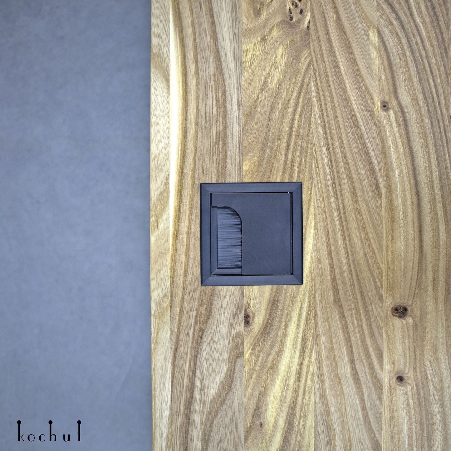 Onyx — Schrank