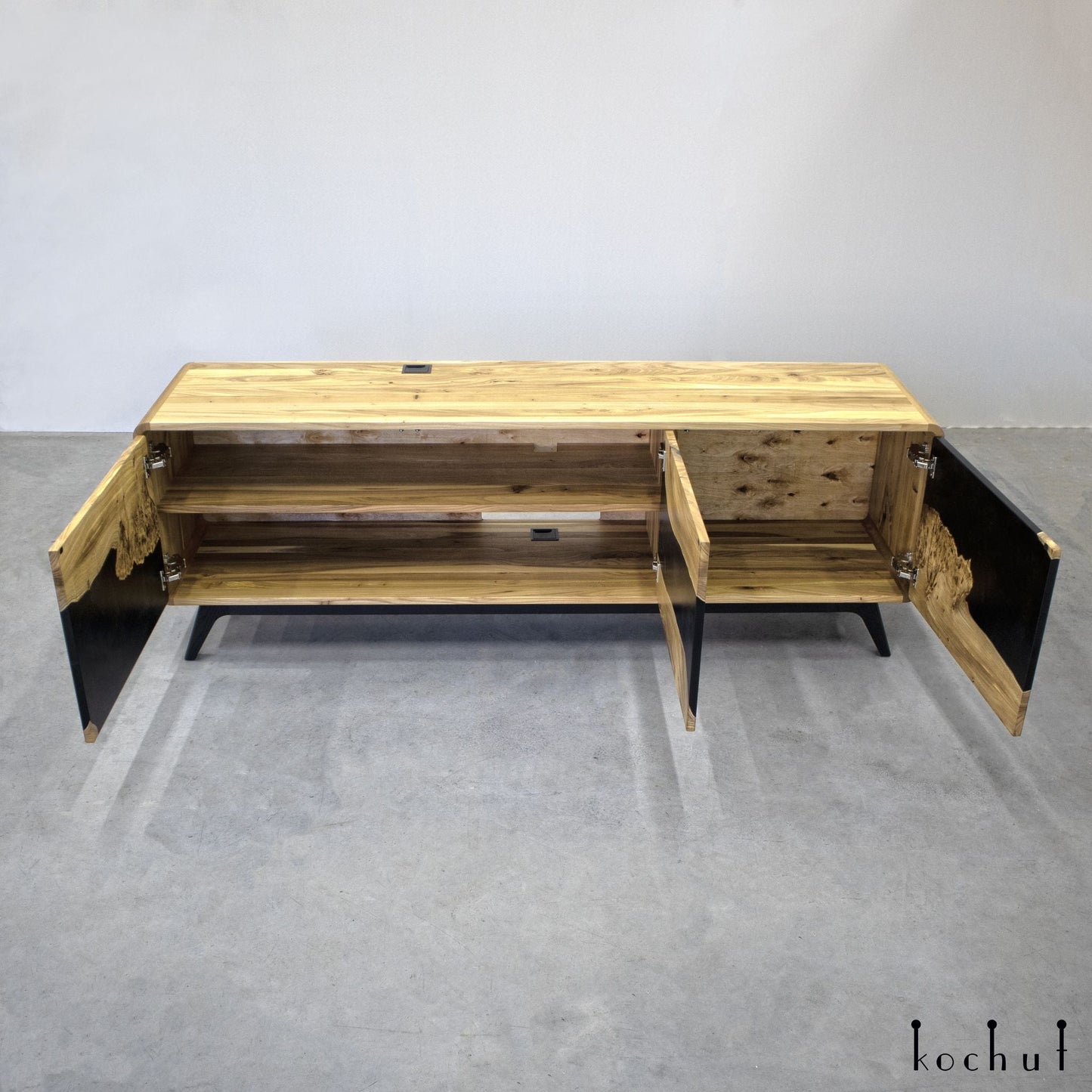 Onyx — Schrank