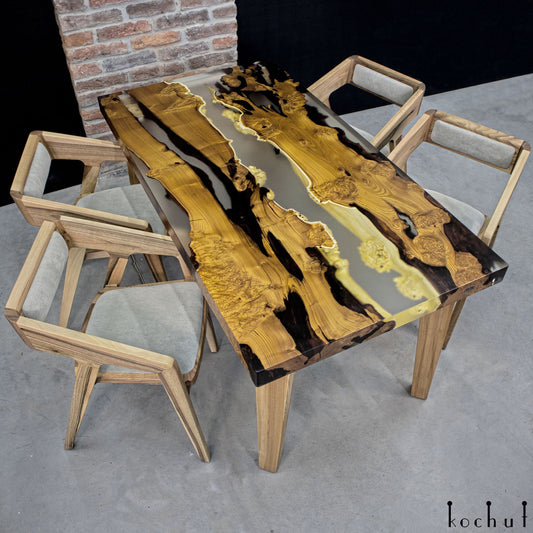 Cheetah — Esstisch aus Holz und Epoxidharz