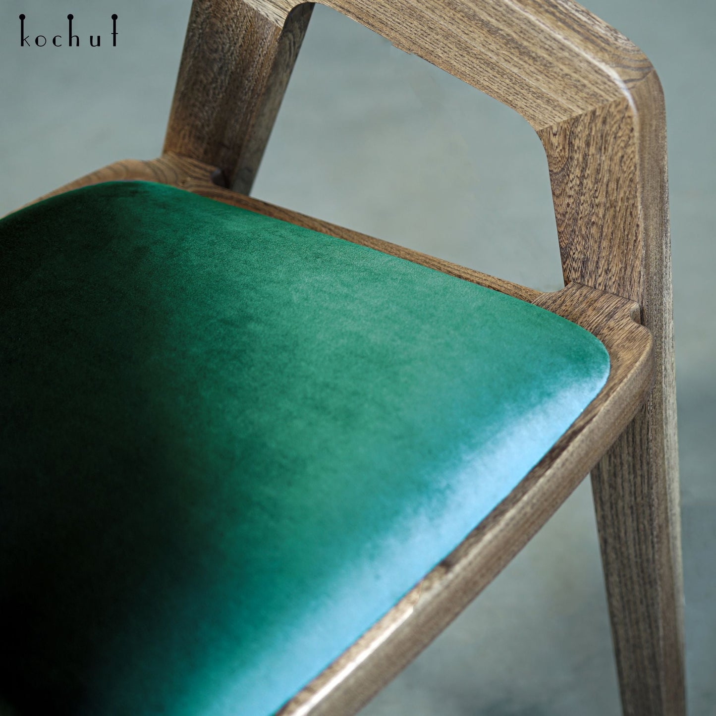Antaeus — Stuhl