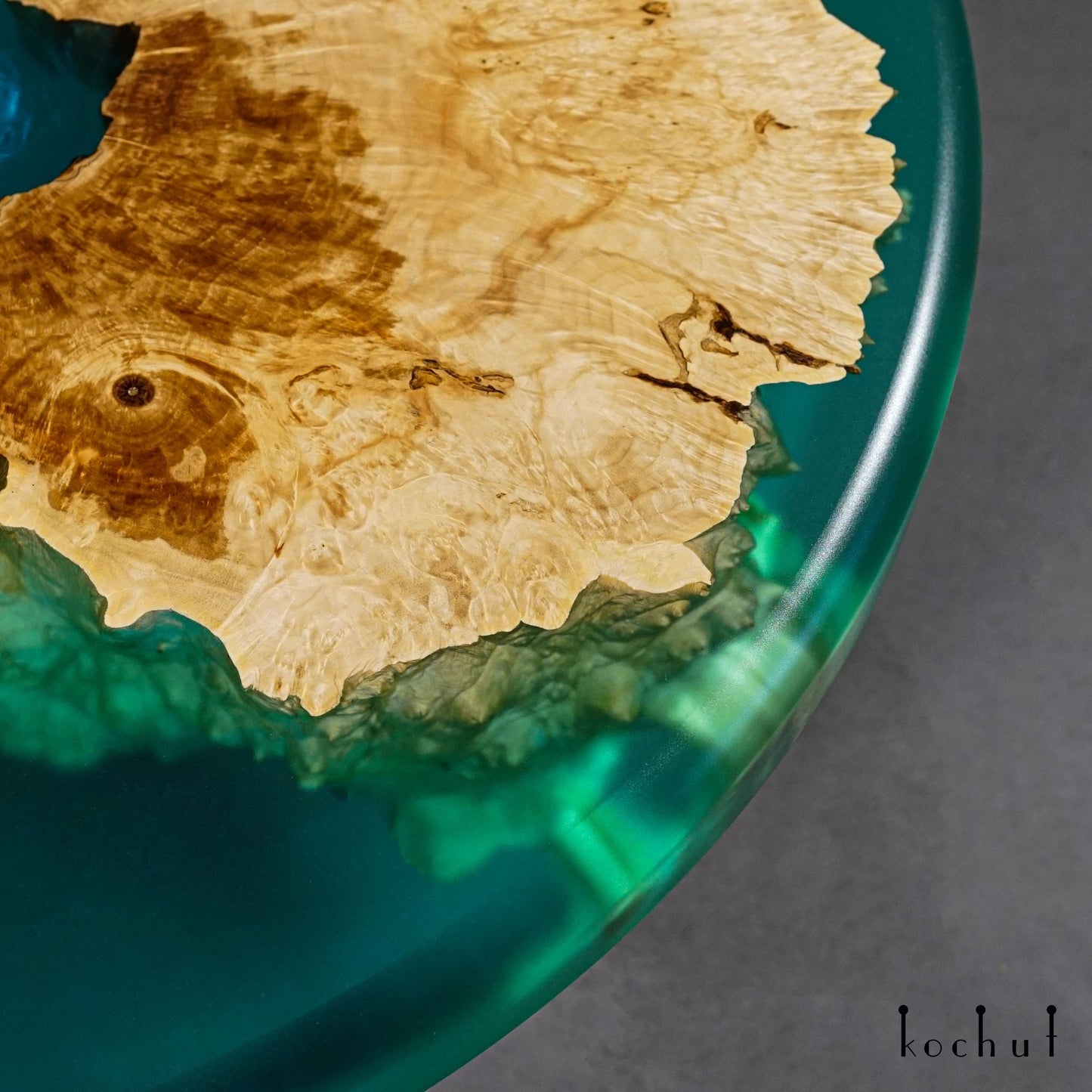 Camellia — Couchtisch