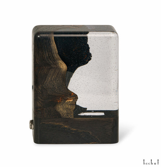 Milky Way — dekorative Lampe aus Holz und Epoxidharz
