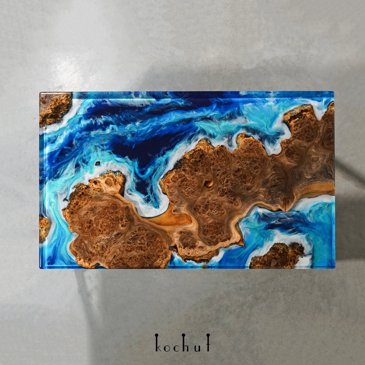 Atlantis — Couchtisch (Metallbeine)