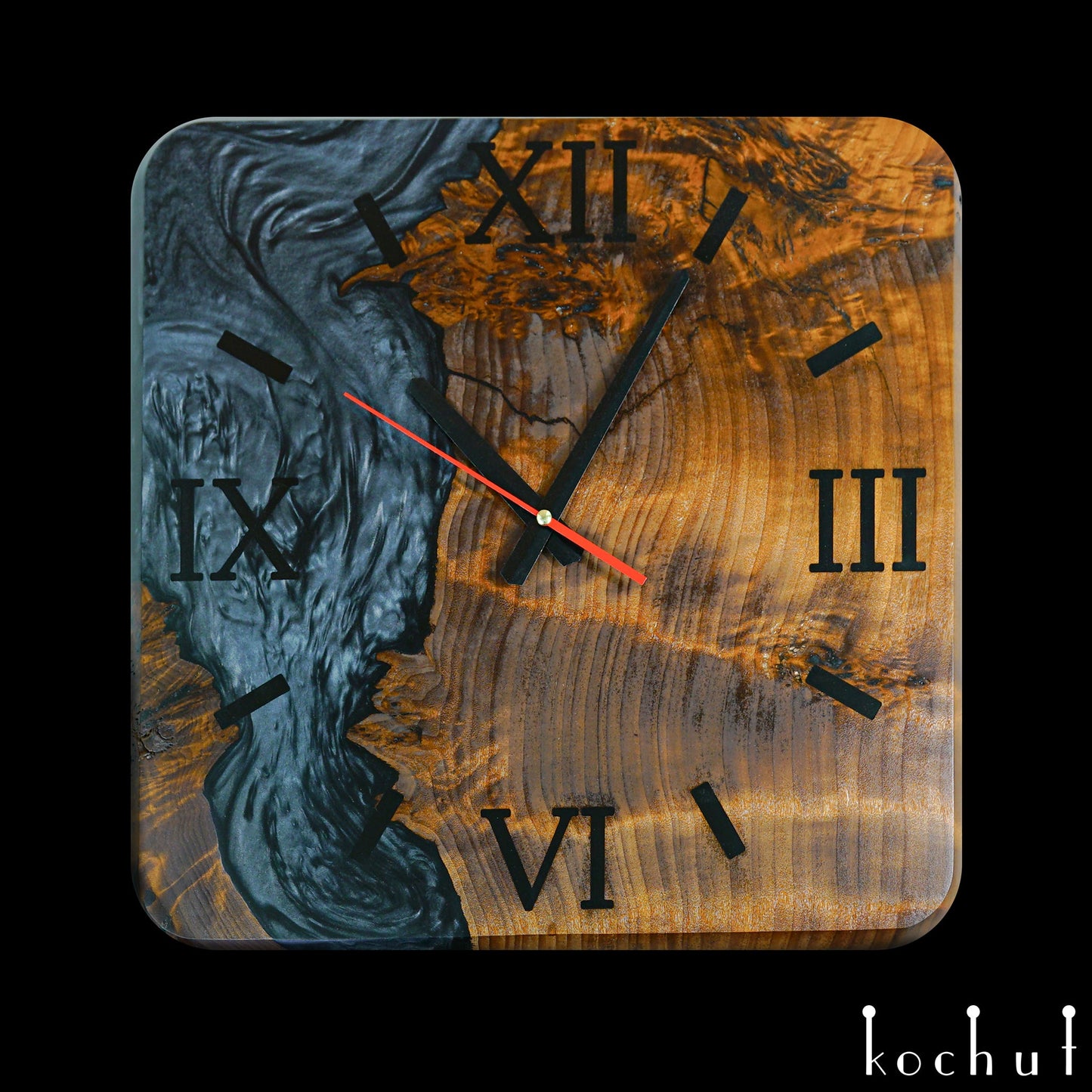 Quantum — Holz- und Epoxidharz-Wanduhr