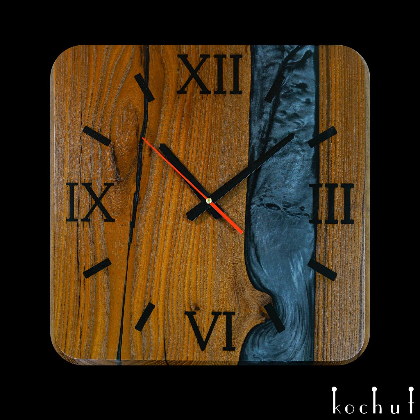 Quantum — Holz- und Epoxidharz-Wanduhr