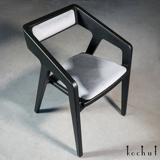 Antaeus — Stuhl