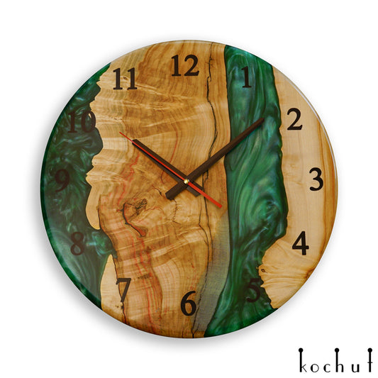 Continuum — Wanduhr aus Holz und Epoxidharz