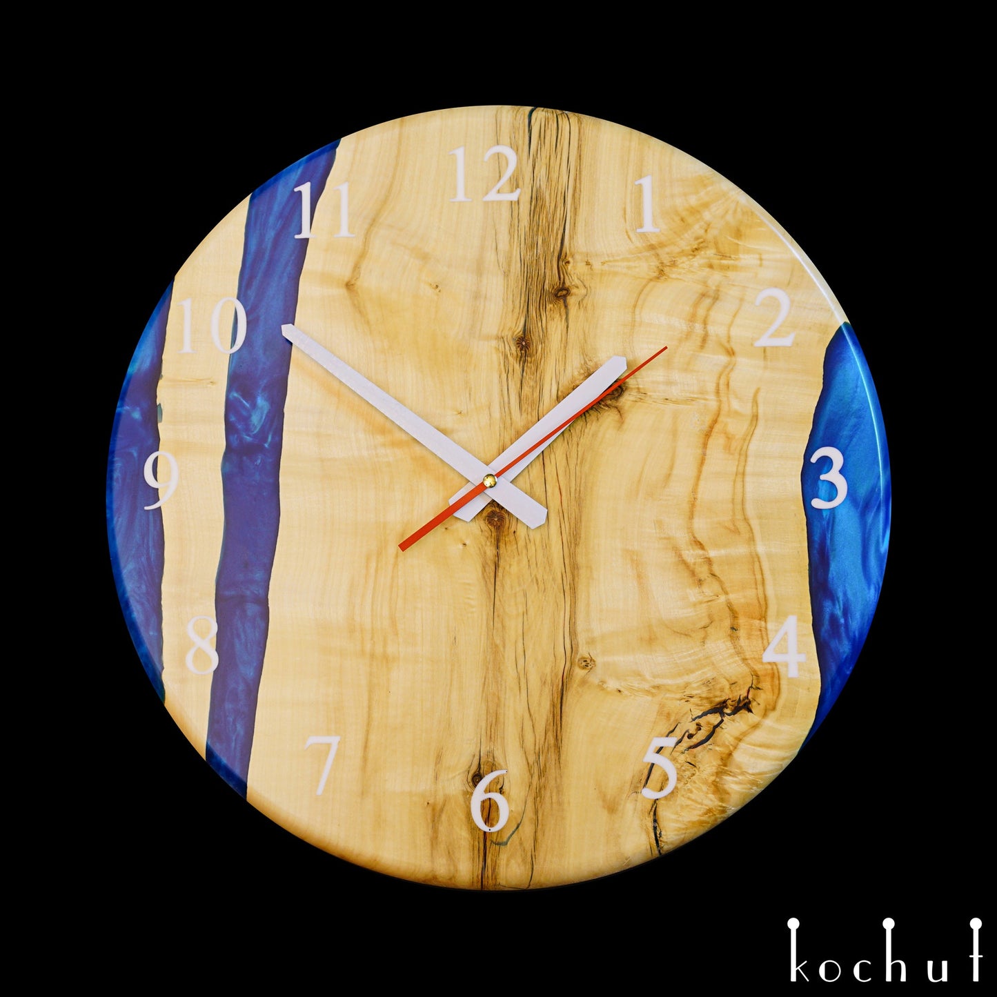 Continuum — Wanduhr aus Holz und Epoxidharz