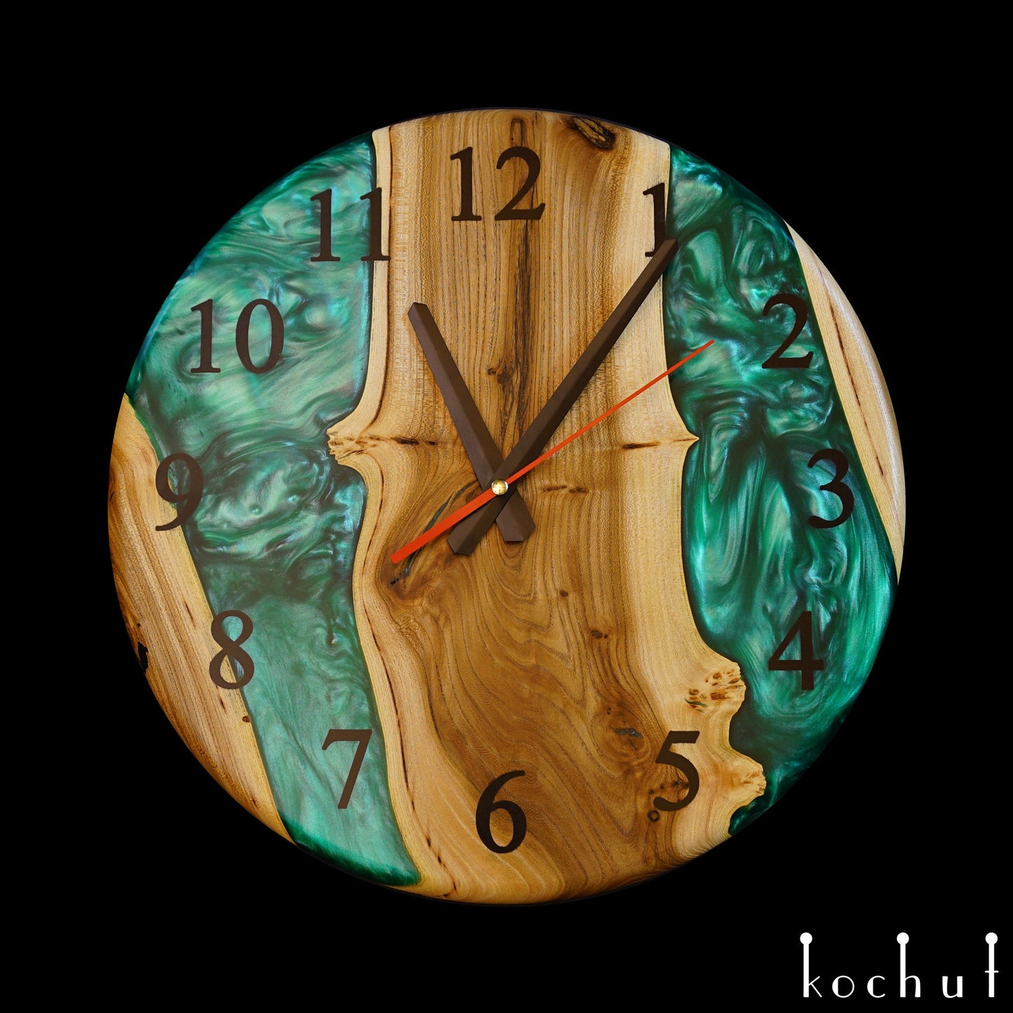 Continuum — Wanduhr aus Holz und Epoxidharz