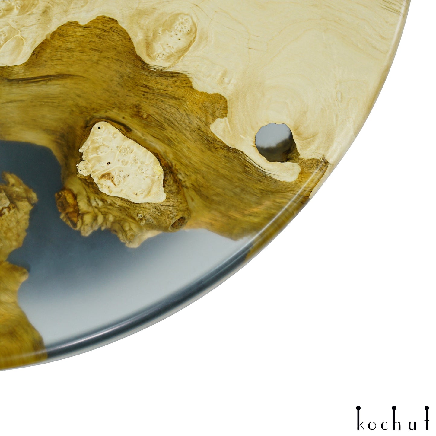 Shinto — Holz- und Epoxidharz-Couchtisch