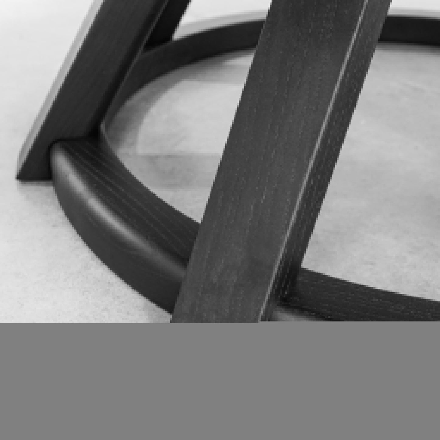 Shenborn — Holz- und Epoxidharztisch