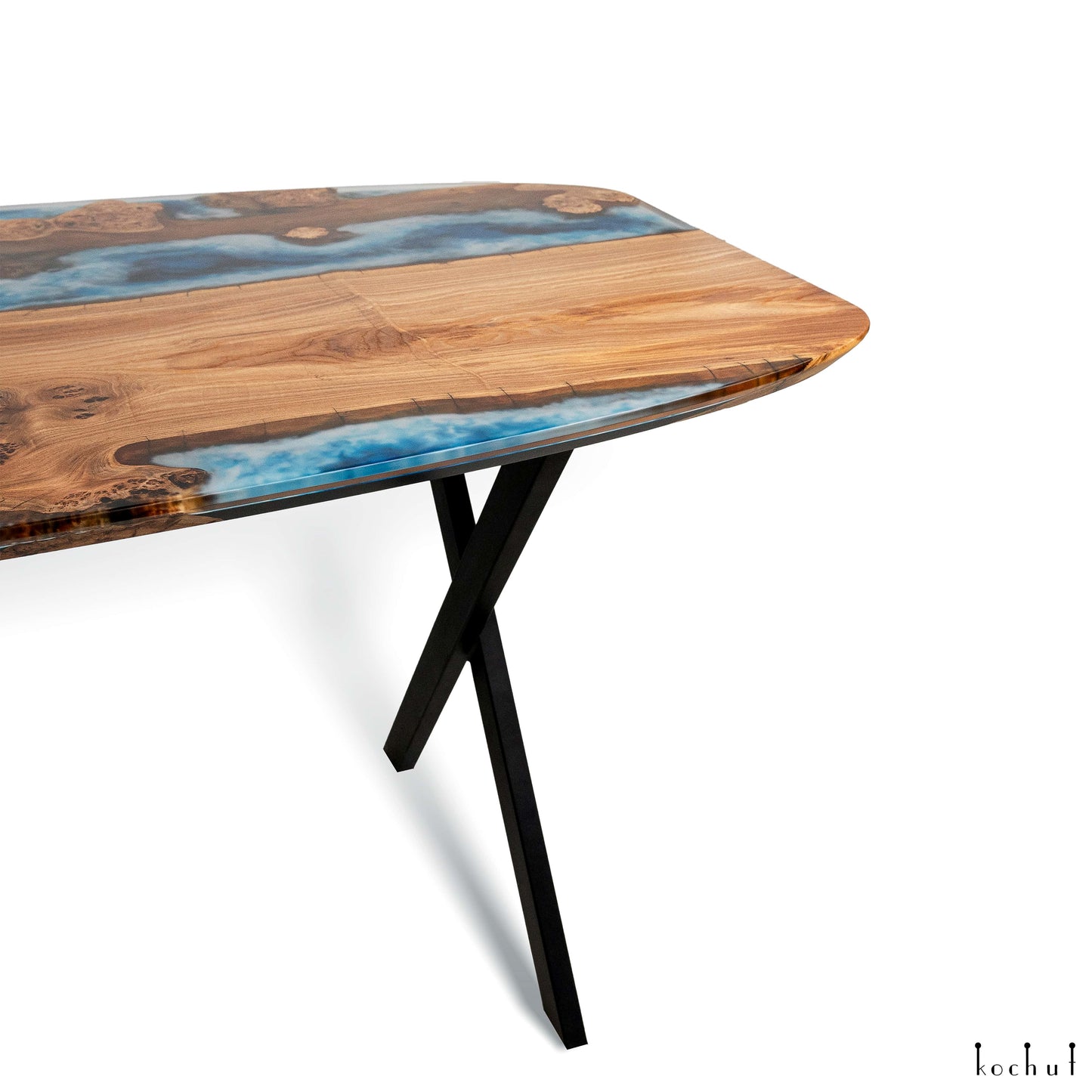 Atlantis — Esstisch aus Holz und Epoxidharz