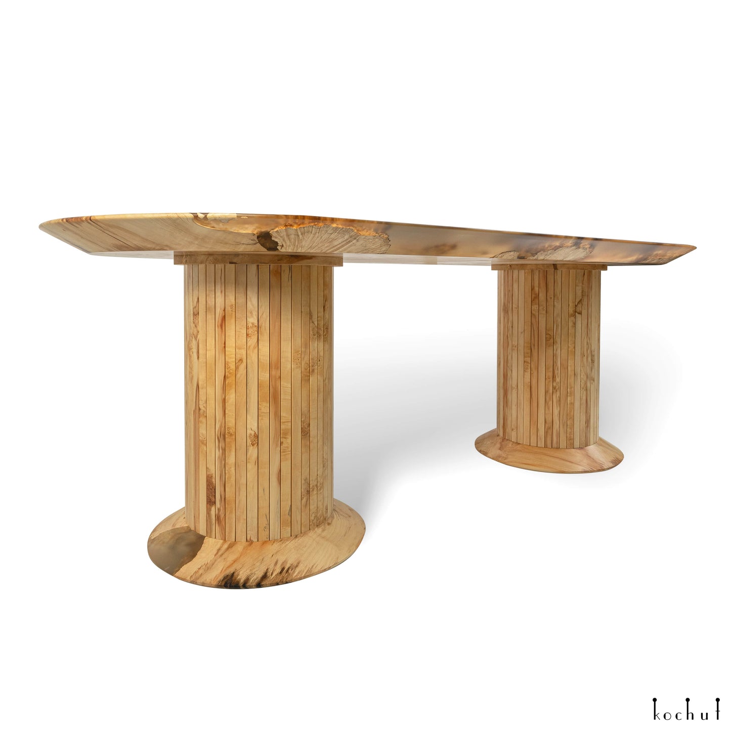 Rhodus — Esstisch aus Holz und Epoxidharz