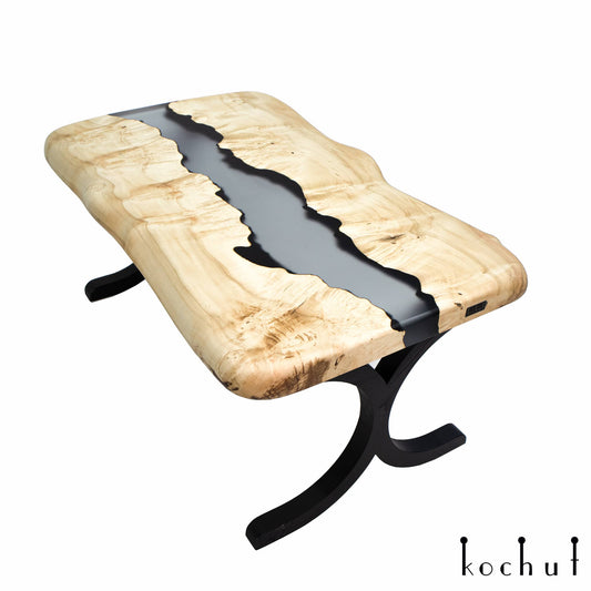 Grace — Holz- und Epoxidharz-Couchtisch