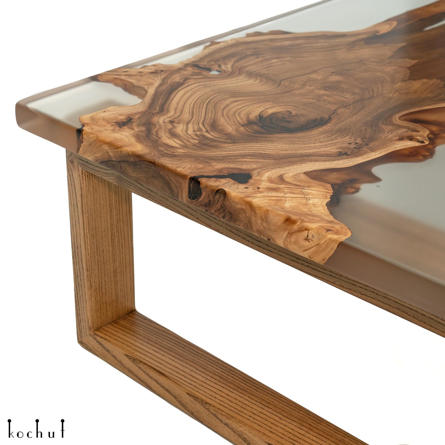 Soprano — Holz- und Epoxidharz-Couchtisch