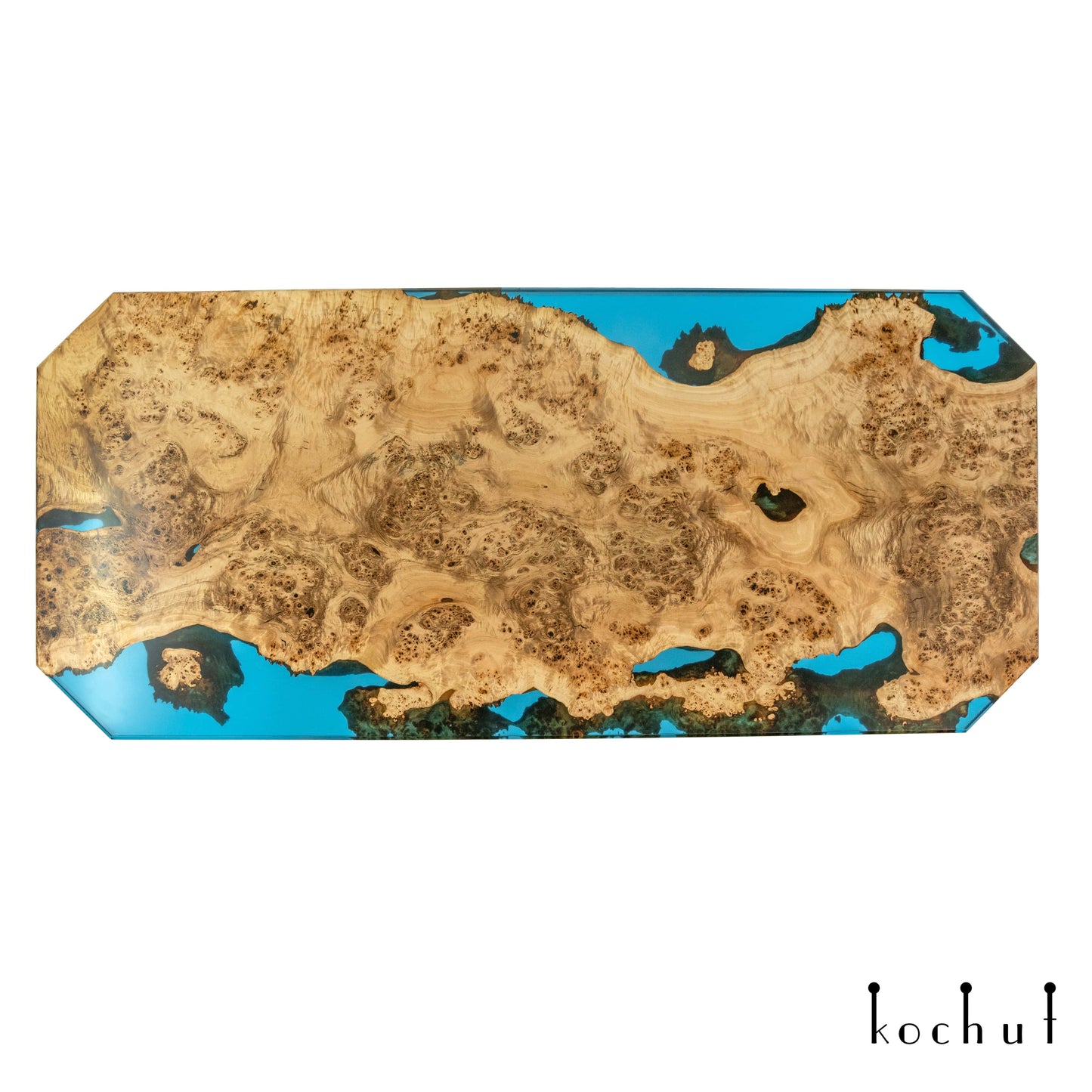 Blauer Edelweiß — Esszimmertisch aus Holz und Epoxidharz