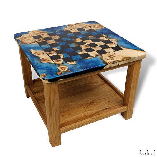 Sizilianischer Gambit — Schach-Kaffeetisch aus Holz und Epoxidharz