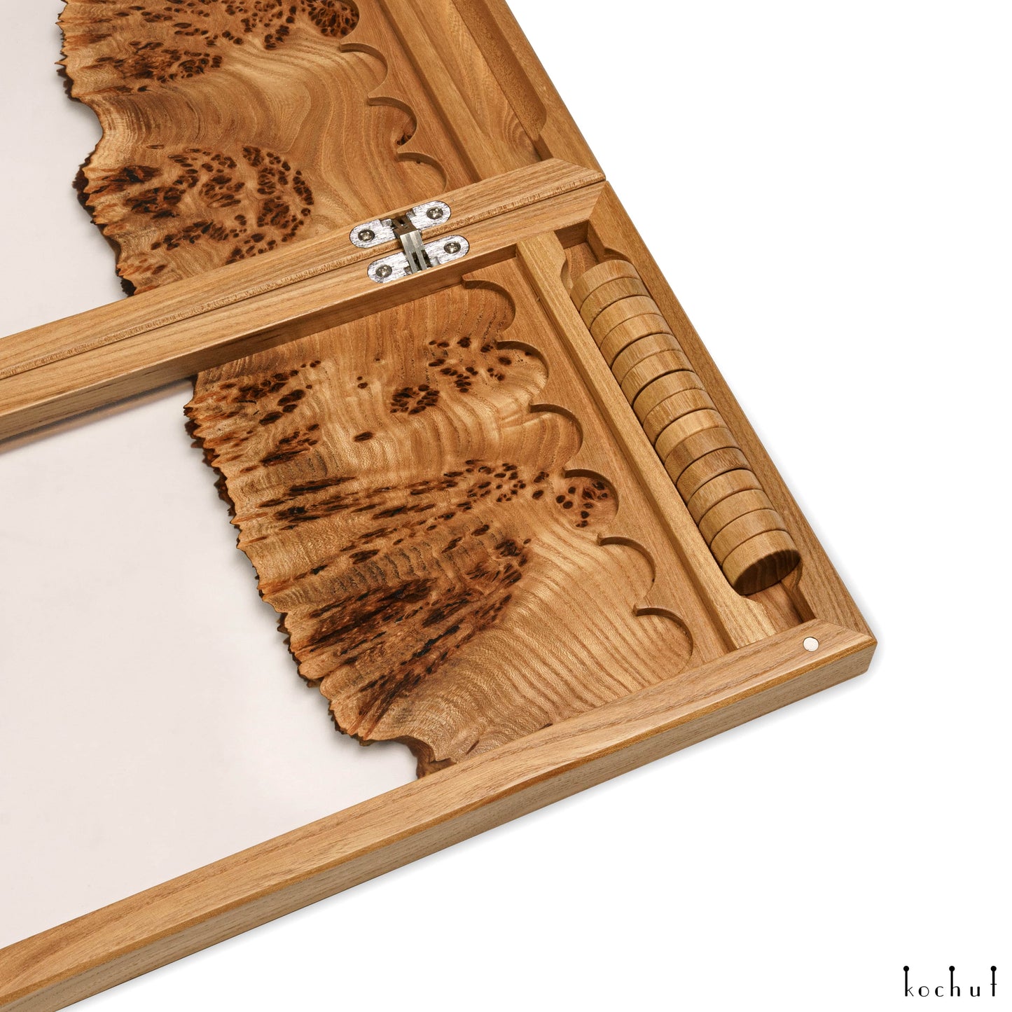 Dao. Atem des Windes — Backgammon aus Holz und Epoxidharz