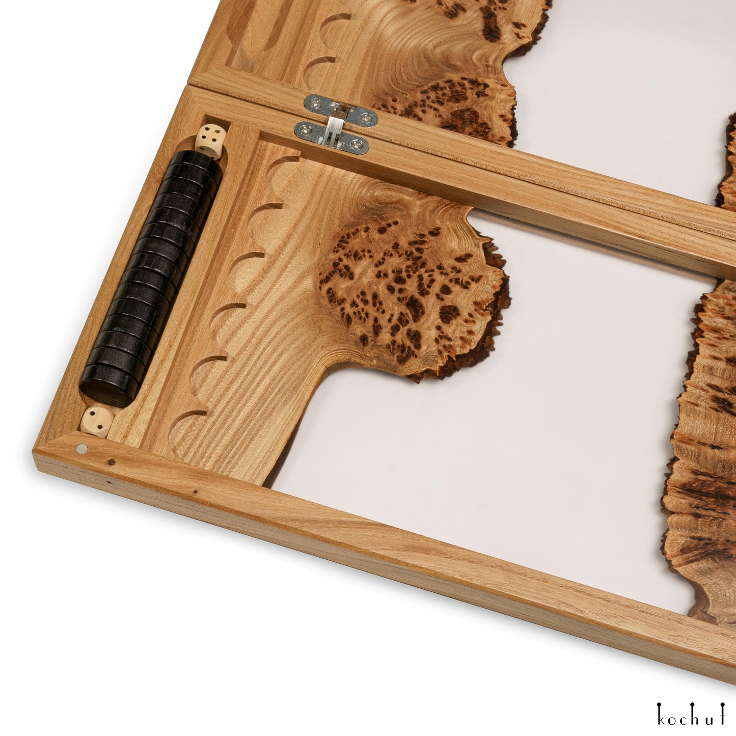 Dao. Atem des Windes — Backgammon aus Holz und Epoxidharz