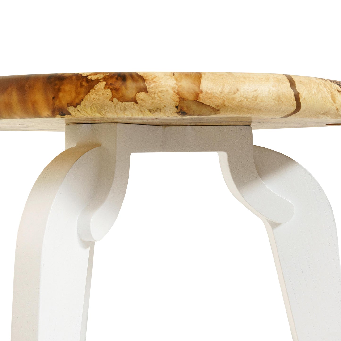Arizona — Holz- und Epoxidharz-Couchtisch