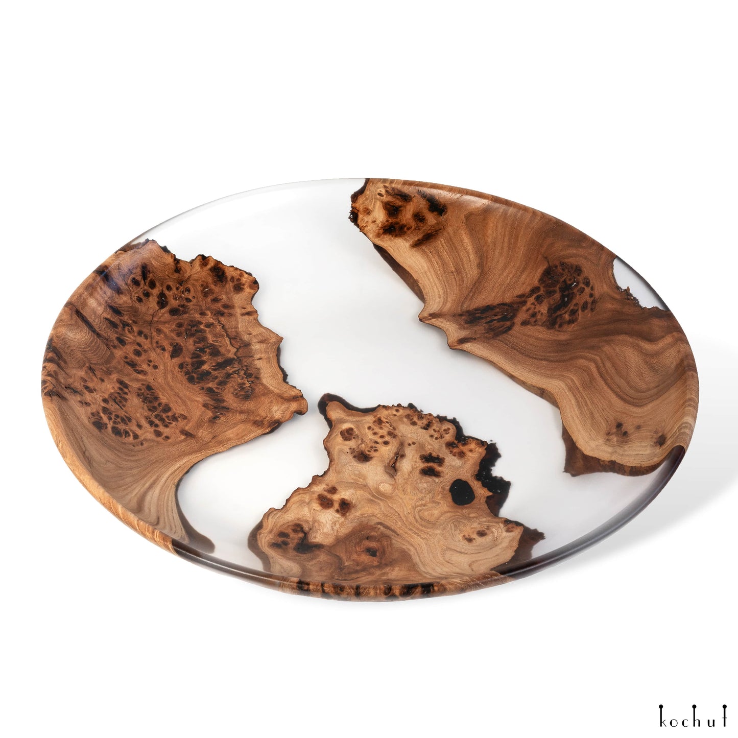 Satori. Eisige Frische — dekorative Platte aus Holz und Epoxidharz