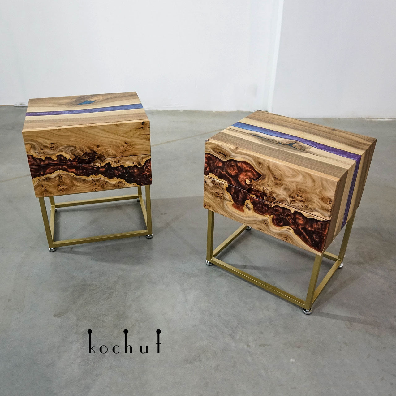Nevada — Nachttisch aus Holz und Epoxidharz